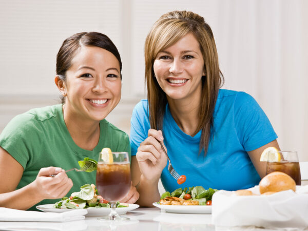 Bigstock Happy Friends Eating Healthy L 27197249