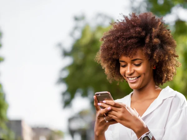 Is Social Media Turning Us Into Narcissists